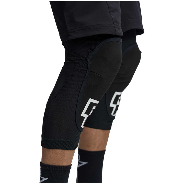 Race Face Covert Knee Guards Stealth