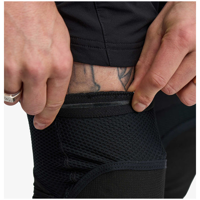 Race Face Covert Knee Guards Stealth