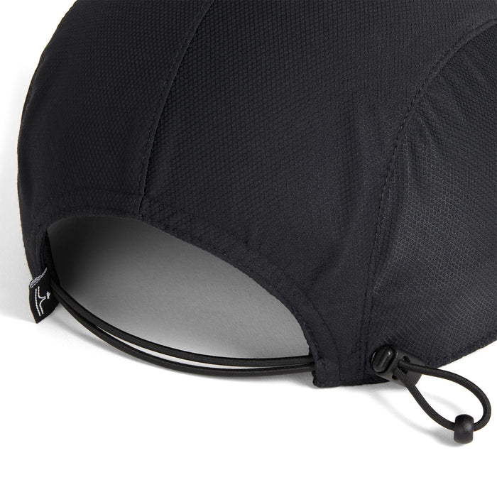 evo 5 Panel Runner Hat Black