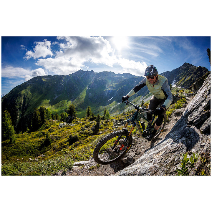 Santa Cruz Hightower 4 C Complete Mountain Bike 2025