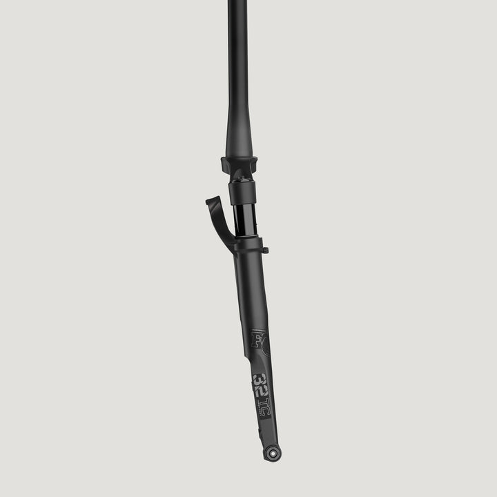 Fox Shox 32 Float TC Performance GRIP Fork - 700c Matte Black, Std/Matte Black