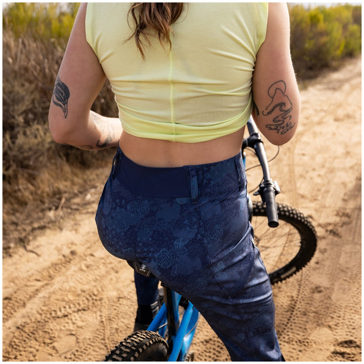 Wild Rye Regan Bike Pants - Women's Cloud Camo