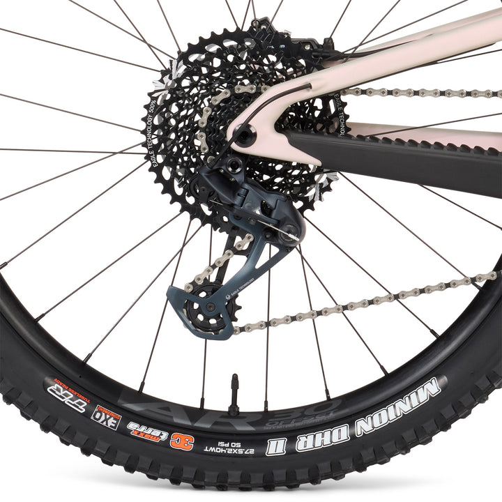 Juliana Furtado 5 C S MX RockShox/Fox evo Exclusive Complete Mountain Bike - Women's 2024 Lavender