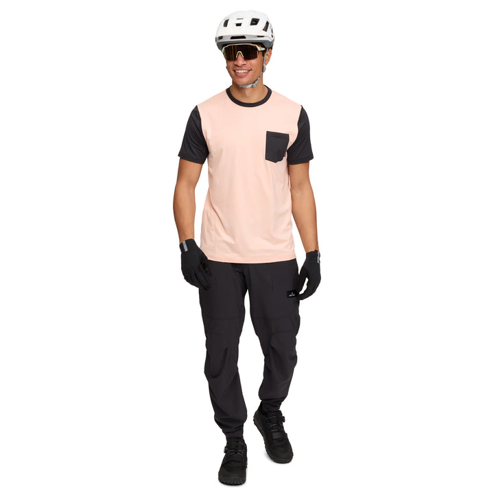 evo Trail Pocket T-Shirt Dusty Pink / Black