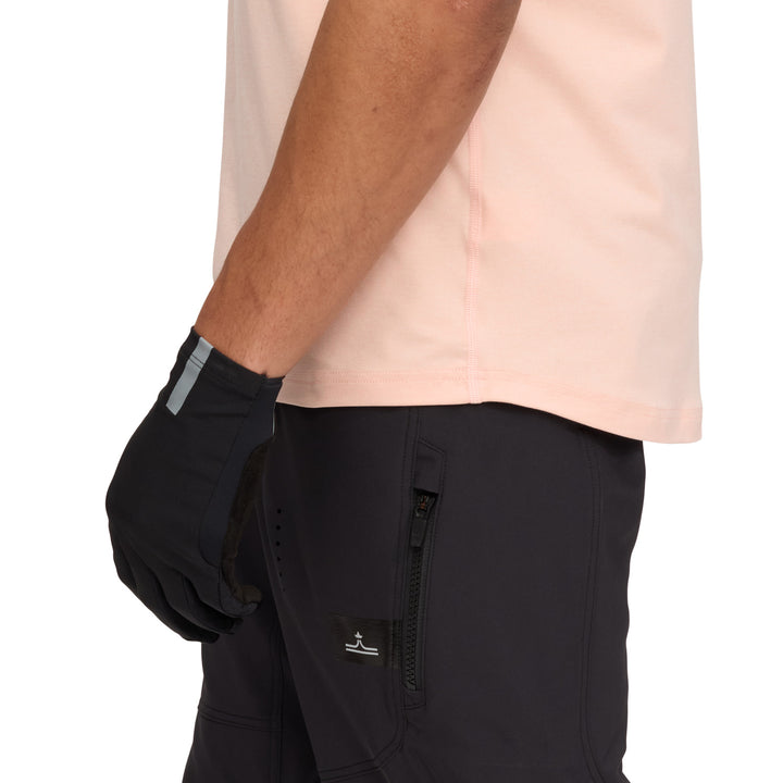 evo Trail Pocket T-Shirt Dusty Pink / Black
