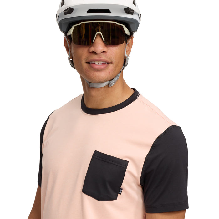 evo Trail Pocket T-Shirt Dusty Pink / Black