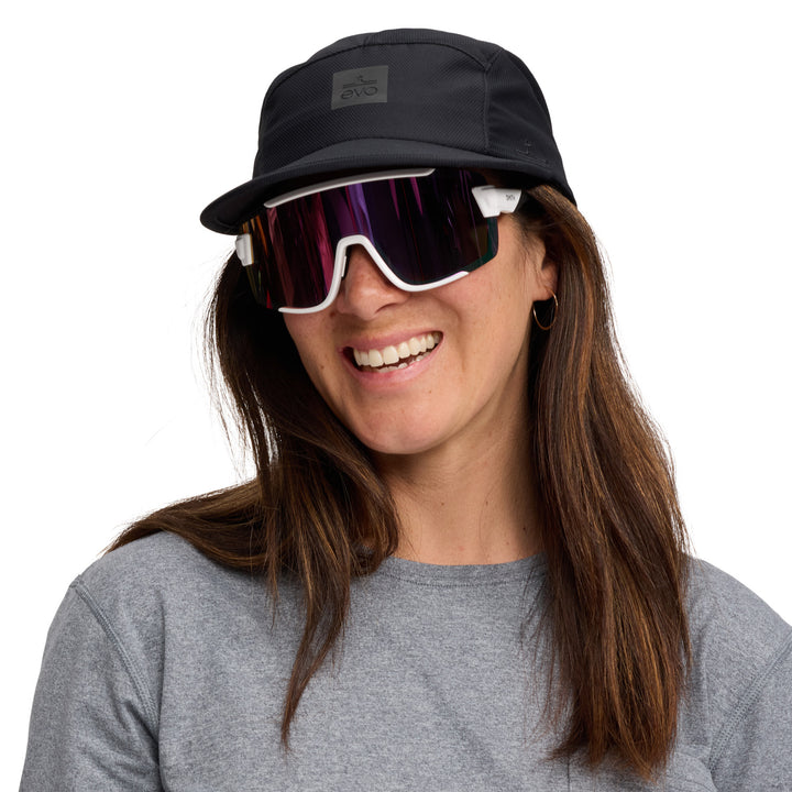 evo 5 Panel Runner Hat Black