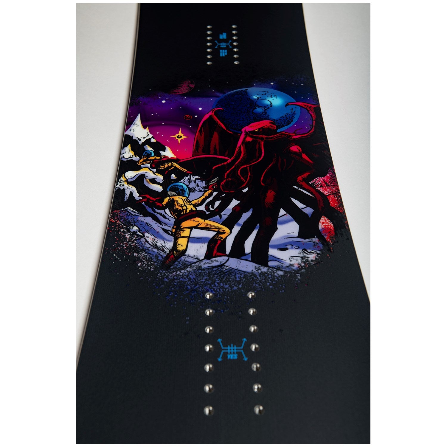 Yes. Sender XTRM Snowboard - Blem 2025 – evo