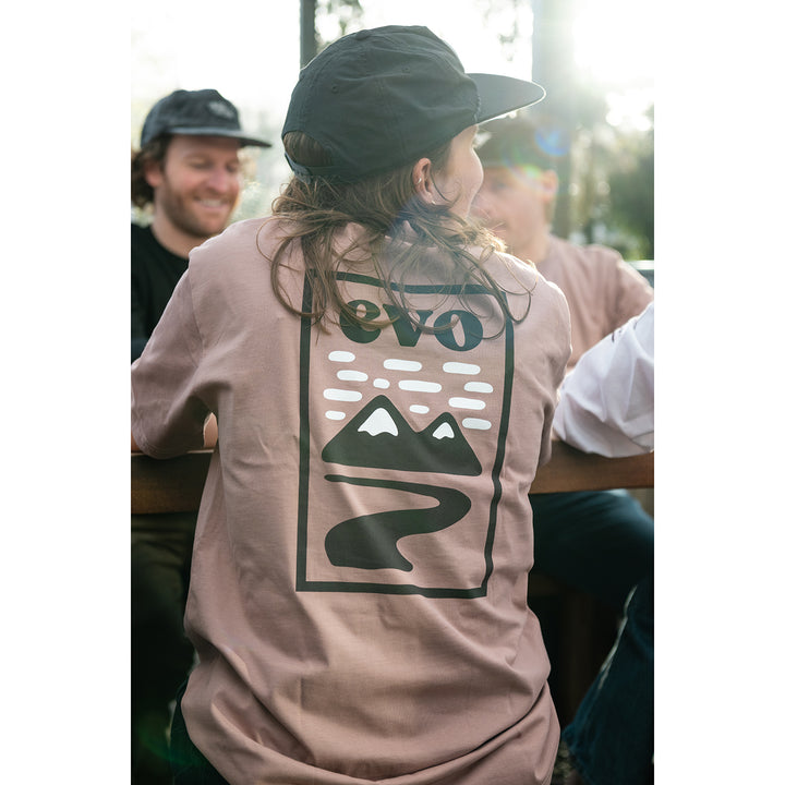 evo Alpenglow T-Shirt - Unisex Dusty Pink