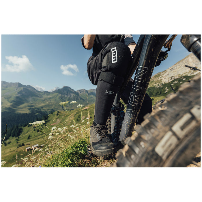 ION S-Sleeve Amp Shin Pads Black