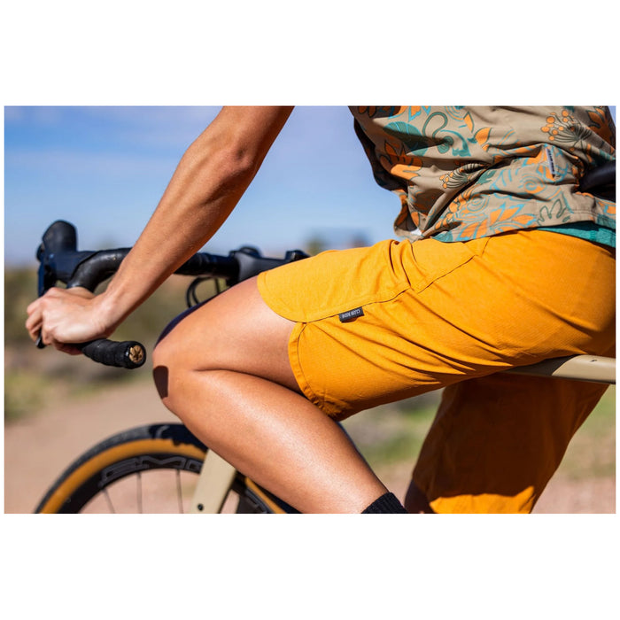 Club Ride Savvy 11" Shorts - Women's Nugget