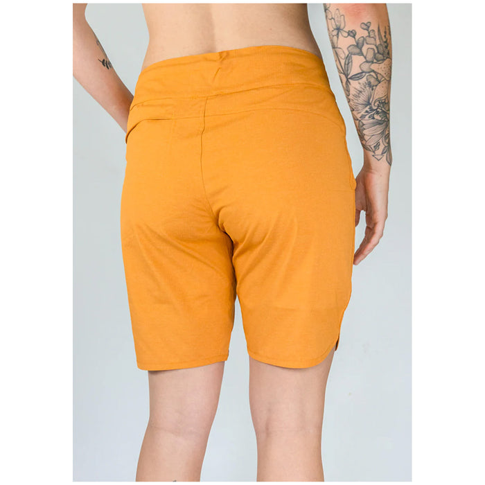 Club Ride Savvy 11" Shorts - Women's Nugget