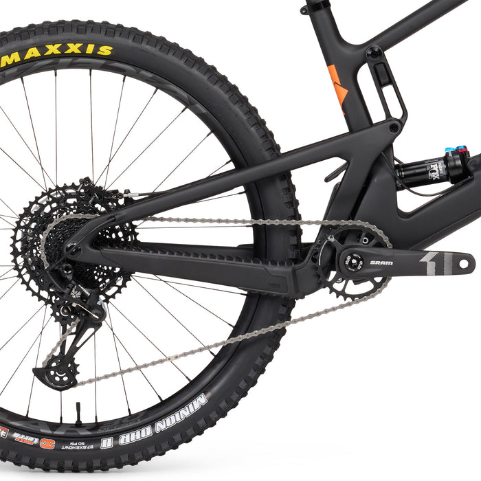 Santa Cruz 5010 5 C R evo Exclusive Complete Mountain Bike 2024 Matte Black/Orange