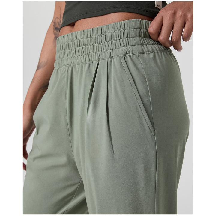 Vuori Villa Ankle Pants - Women's Laurel