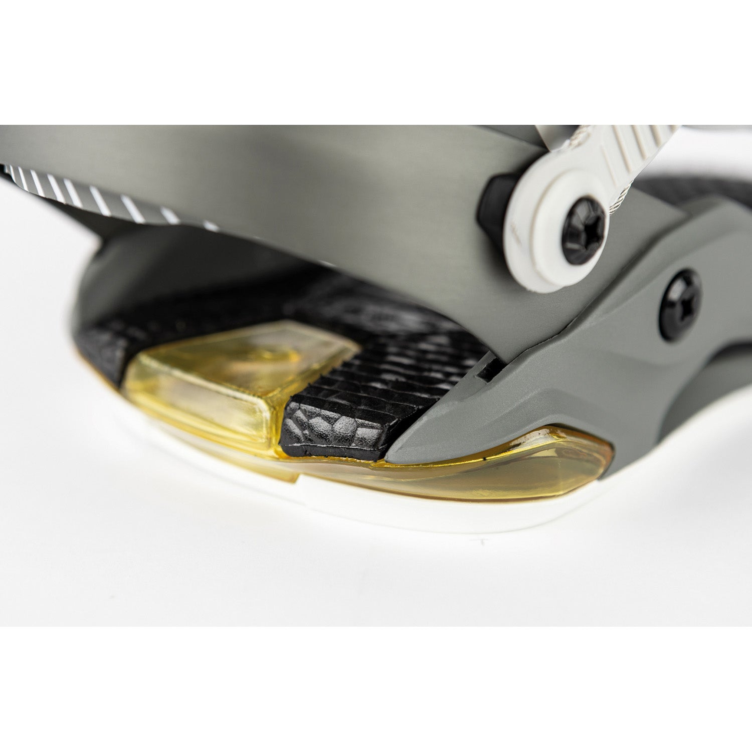 Nitro Phantom + Snowboard Bindings 2026 – evo