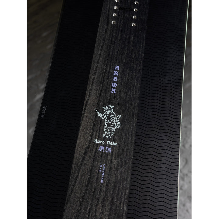 Arbor Kuro Neko Snowboard - Women's 2026