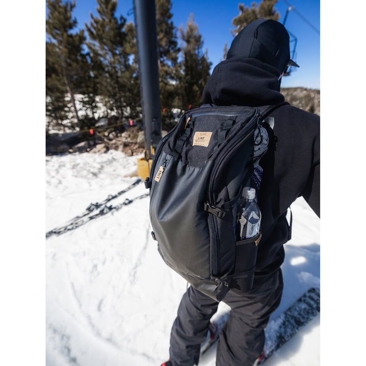 Line Skis Remote Backpack Black/Blue