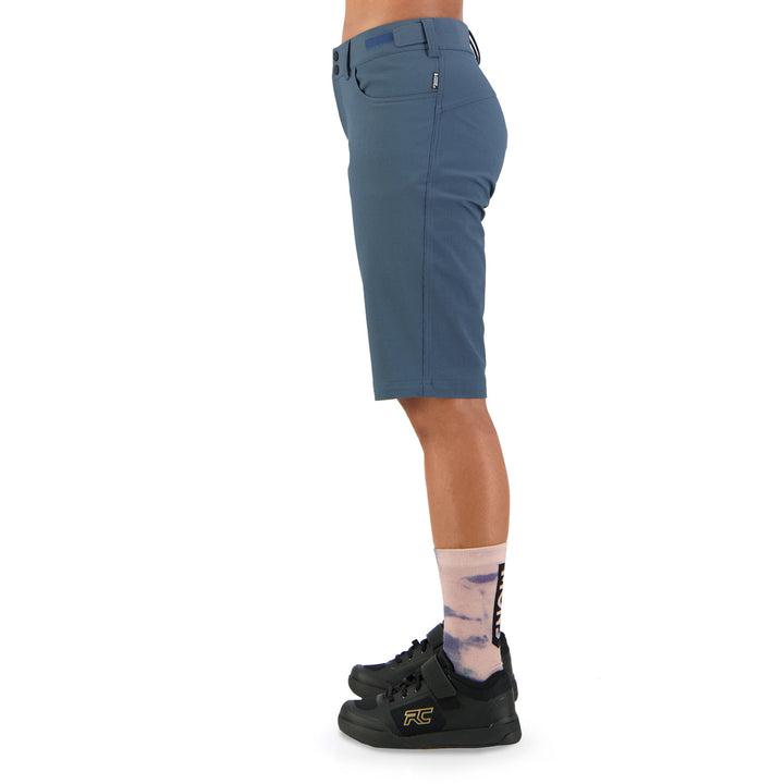 MONS ROYALE Momentum 2.0 Shorts - Women's Dark Denim