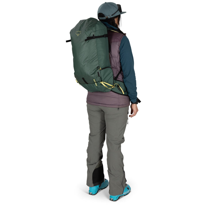 Osprey Firn 28 Backpack Tundra Green