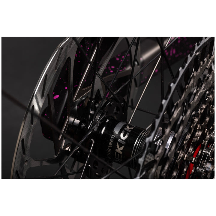 Santa Cruz Bullit 4 CC Podium E-Mountain Bike 2026 Black Pink Splatter