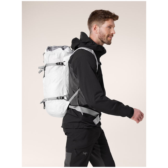 Arc'teryx Alpha SL 30 Backpack White Light