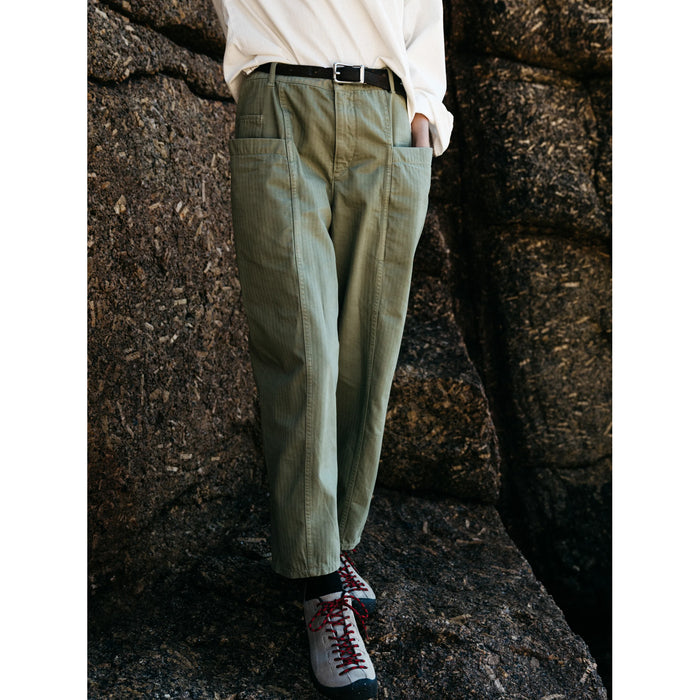 Finisterre Croft Barrel Trouser - Women's Bayleaf