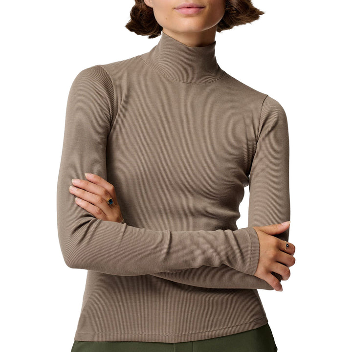 Hikerkind Ribbed Merino Turtleneck - Women's Morel