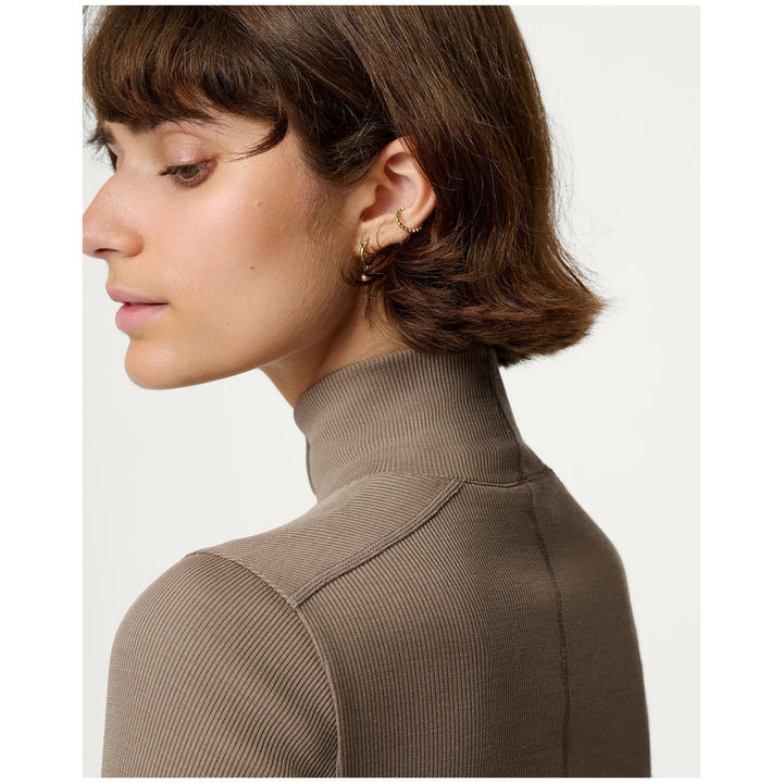 Hikerkind Ribbed Merino Turtleneck - Women's Morel