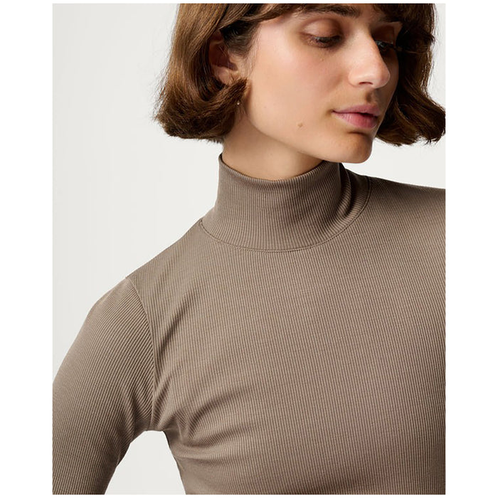 Hikerkind Ribbed Merino Turtleneck - Women's Morel