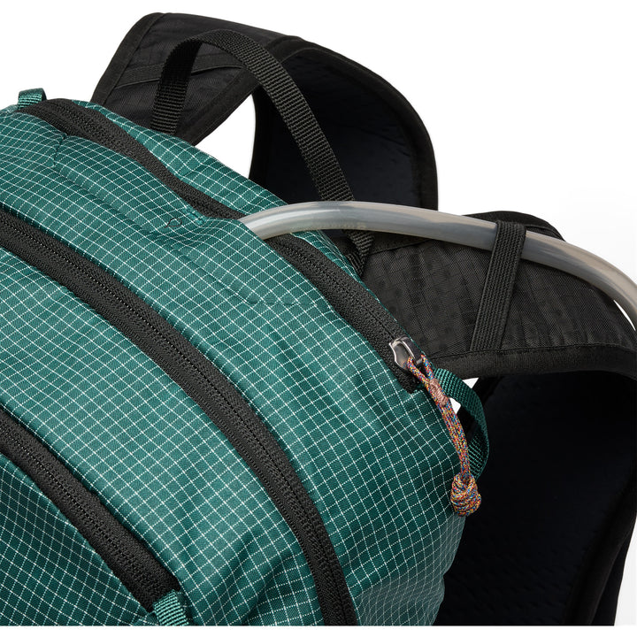 Mountain Hardwear Lickety Split™ 20L Backpack Aqua Green