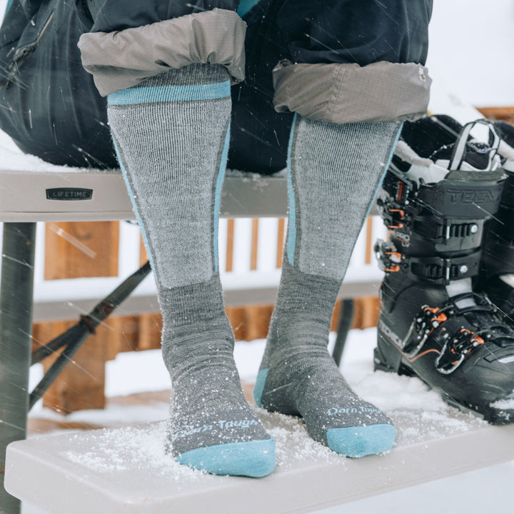 Darn Tough Edge OTC Midweight Padded Cushion Socks - Women's Gray