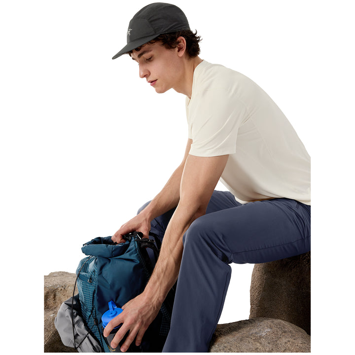 Arc'teryx Cormac Crew Short-Sleeve T-Shirt - Men's Arctic Silk Heather II