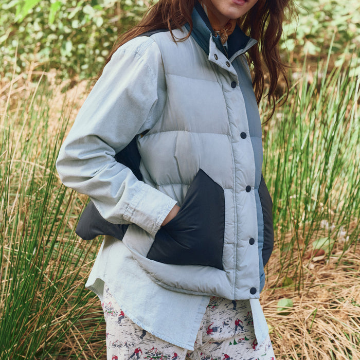 The Great Outdoors The Down Polar Vest - Women's Navy Colorblock