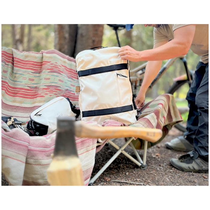 RMU Mountain Briefcase Beige