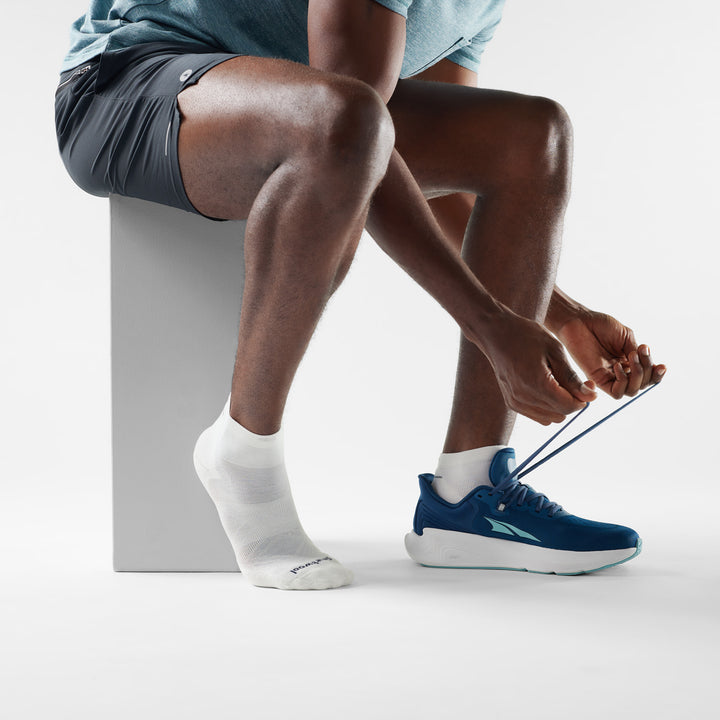 Smartwool Run Targeted Cushion Ankle Socks - Unisex White-White