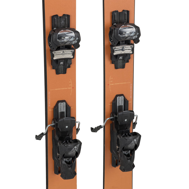 FIELD EARTH CNY6 Skis + Unknown Bindings 2017