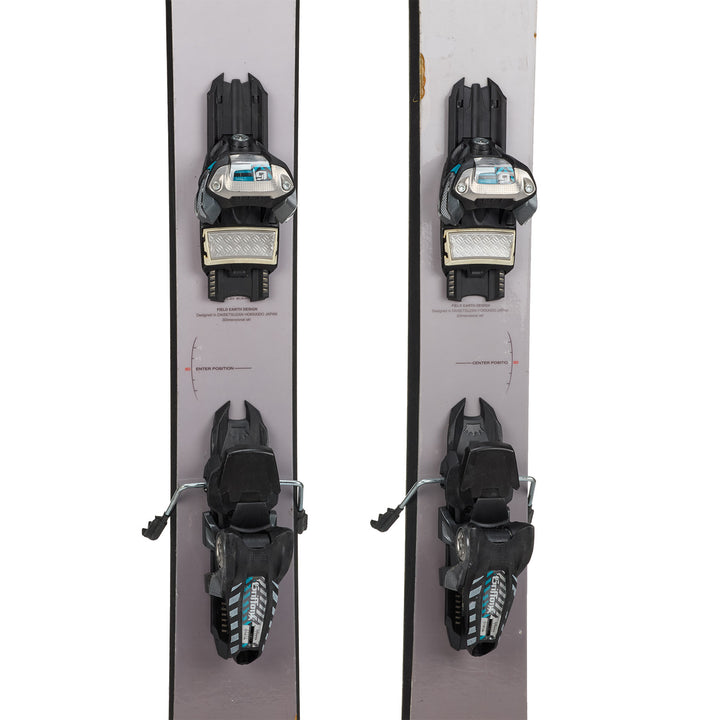 FIELD EARTH T5 Skis + Unknown Skis 2017