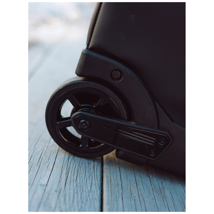 Armada 90L Travel Roller Black / Afterglow