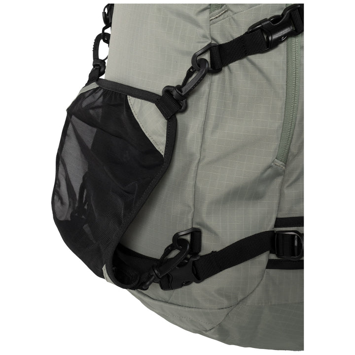 Armada Devo 32L Backpack Shadow