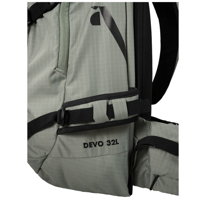 Armada Devo 32L Backpack Shadow