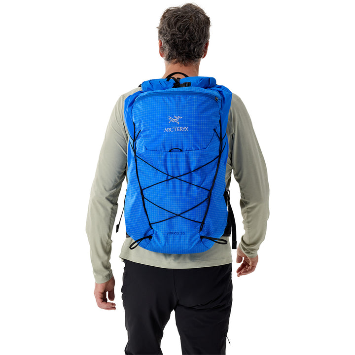 arc'teryx travel backpack Granville 25 The Backpacker Offers lots of space and fits comfortably on your shoulders Arc'teryx LEAF Assault Pack 30