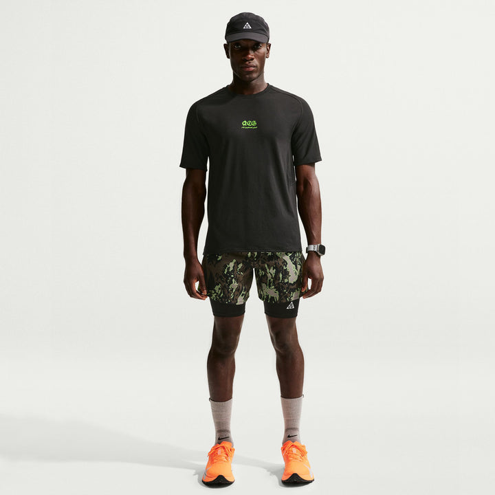 Nike ACG Dri-Fit ADV Solar Chase NGR Short-Sleeve Shirt - Men's Black/Summit White