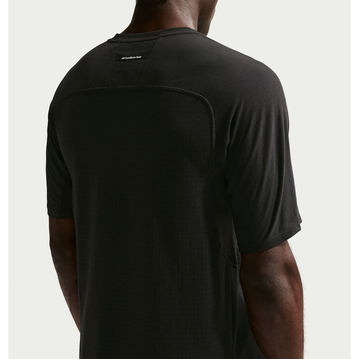 Nike ACG Dri-Fit ADV Solar Chase NGR Short-Sleeve Shirt - Men's Black/Summit White