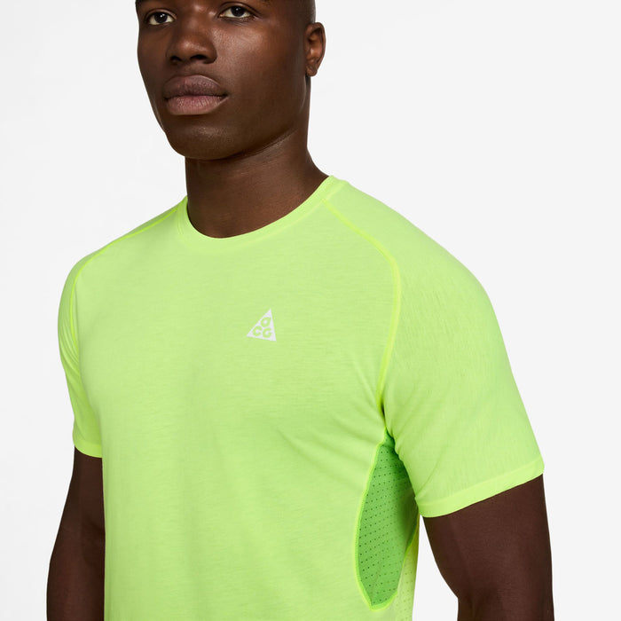 Nike ACG Dri-Fit ADV Solar Chase Short-Sleeve T-Shirt - Men's Volt Ice/Mean Green/Summit White