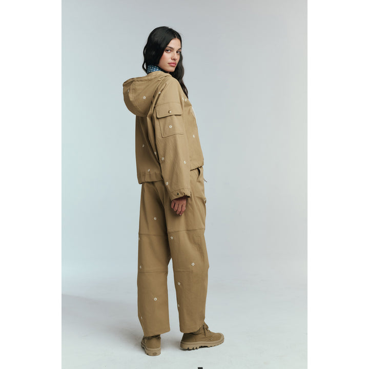 The Great Outdoors The Embroidered Cropped Trailhead Pullover - Women's Khaki With Daisy Embroidery