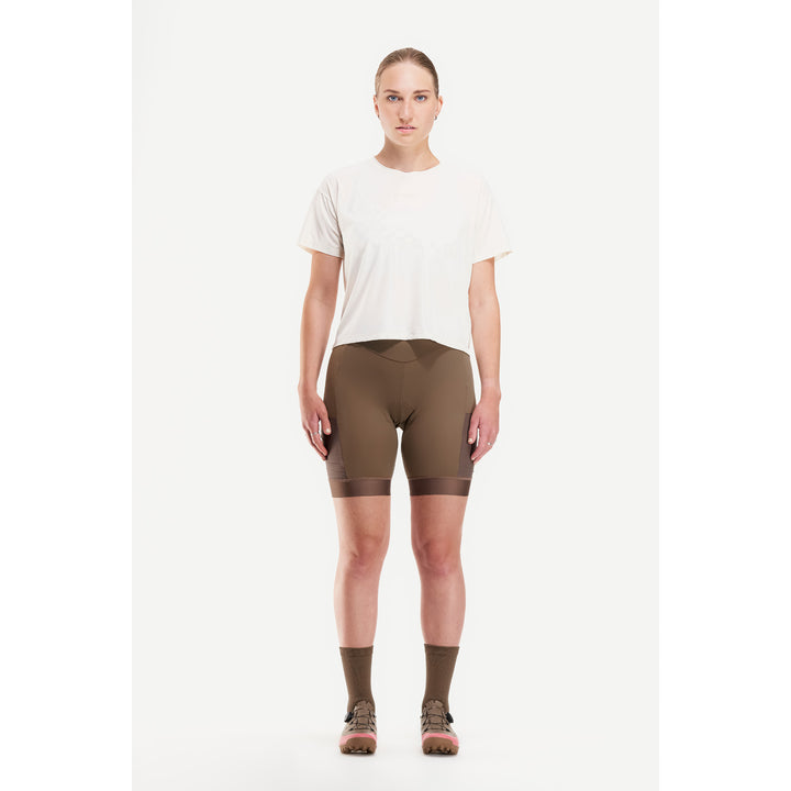 Peppermint Cycling Co. Backroads Crop Tee - Women's Coconut