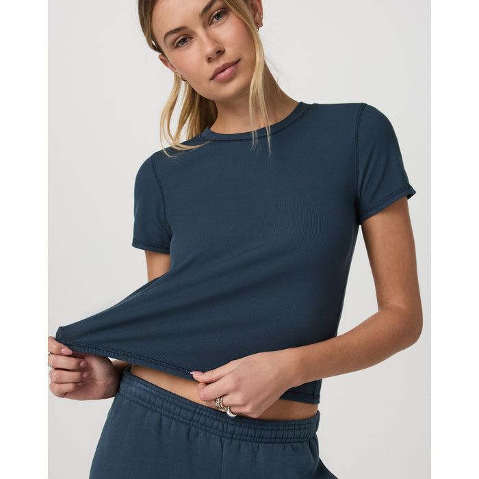Vuori Pose Fitted T-Shirt - Women's Ocean Blue