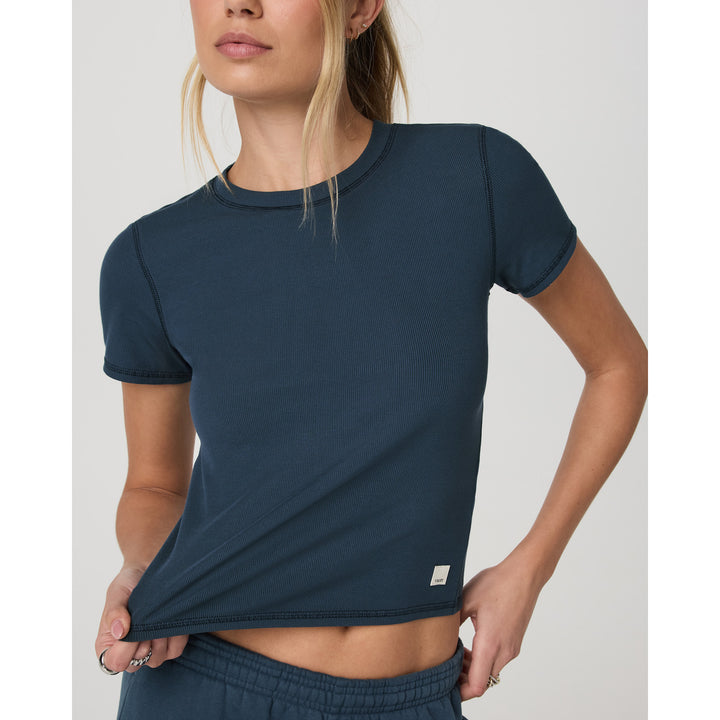 Vuori Pose Fitted T-Shirt - Women's Ocean Blue