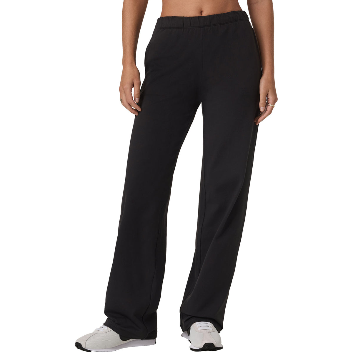 Vuori Halo Modern Straight Leg Pants-Short - Women's Solid Black