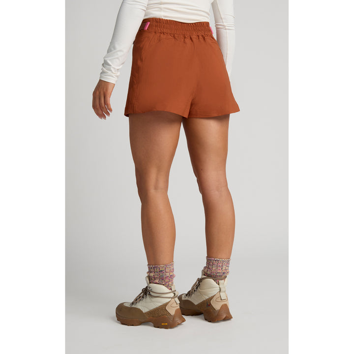 Seniq Trailmix Shorts - Women's Chai
